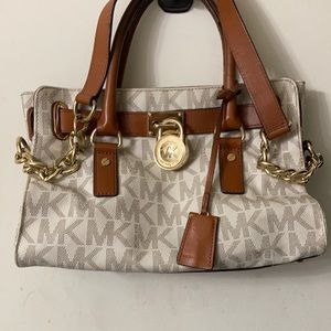 Micheal Kors Ivory Hamilton Satchel